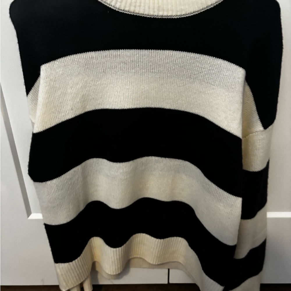 Knitted sweater